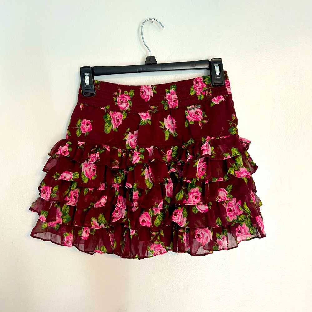 Pink floral Abercrombie and Fitch skirt small